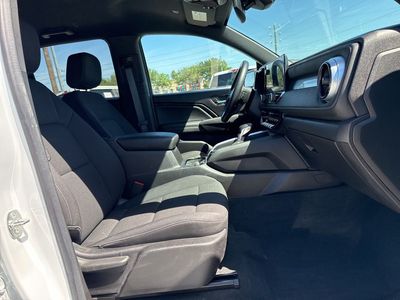 2023 Chevrolet Colorado - Photo 10