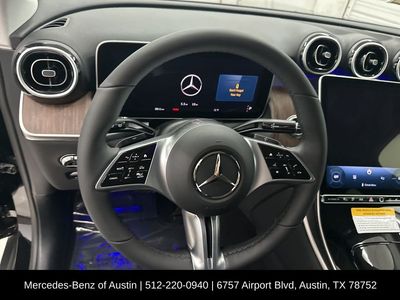 2025 Mercedes-Benz GLC - Photo 11