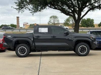 2026 Toyota Tacoma - Photo 3