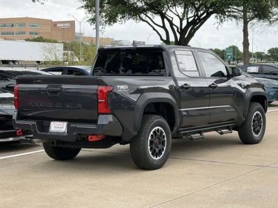 2026 Toyota Tacoma - Photo 4