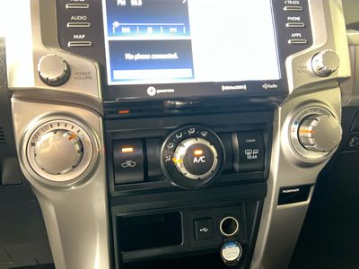 2021 Toyota 4Runner — photo 23 view