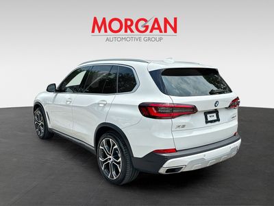 2022 BMW X5 — detail view