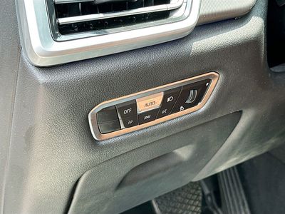 2022 BMW X5 — photo 10 view