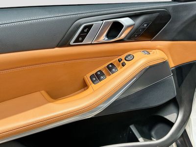 2022 BMW X5 — photo 18 view