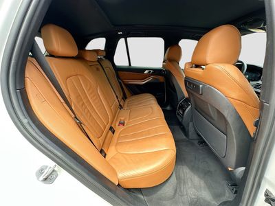 2022 BMW X5 — photo 28 view