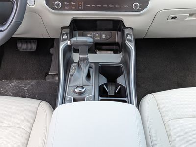 2026 Kia Sorento — photo 24 view