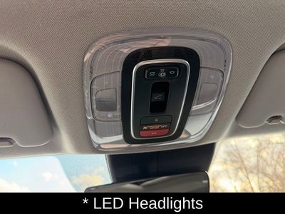 2023 Hyundai Elantra Limited - Photo 32
