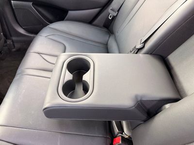 2023 Hyundai Elantra Limited - Photo 34