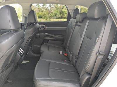 2026 Kia Sorento — photo 16 view