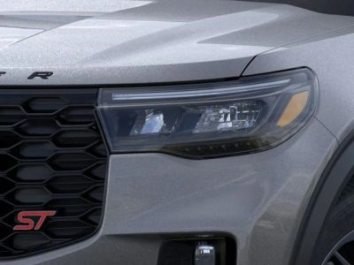 2026 Ford Explorer — photo 18 view