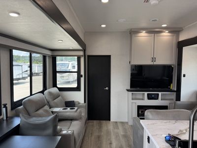 2026 Jayco Seismic - Photo 7