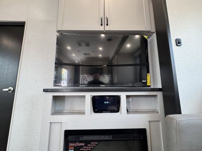 2026 Jayco Seismic - Photo 15