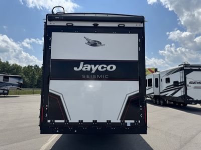 2026 Jayco Seismic - Photo 3