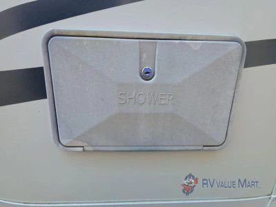 2012 Coachmen RV Freedom Express — photo 9 view
