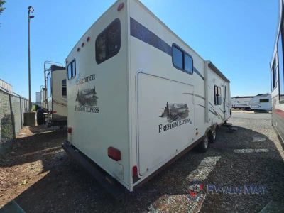 2012 Coachmen RV Freedom Express — interior view