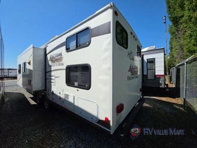 2012 Coachmen RV Freedom Express — rear three-quarter view