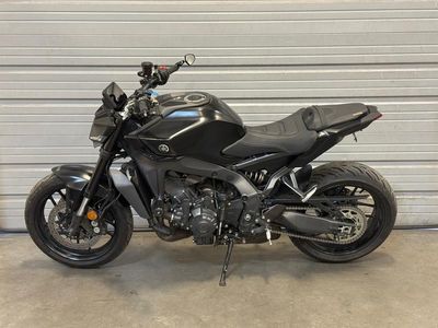 2024 Yamaha MT-09 - Photo 3