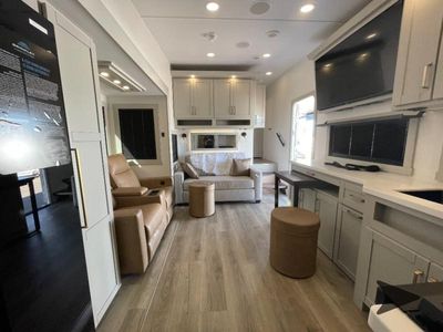 2026 Brinkley Model Z — photo 15 view