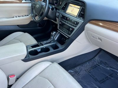 2015 Hyundai Sonata - Photo 16