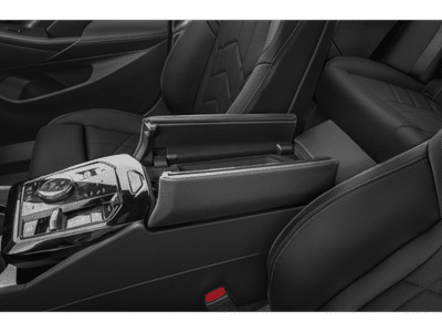 2026 BMW 5 Series — photo 11 view