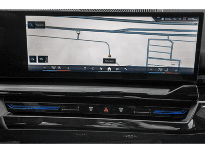 2026 BMW 5 Series — photo 13 view