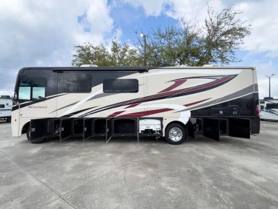 2022 Thor Motor Coach MIRAMAR — photo 23 view