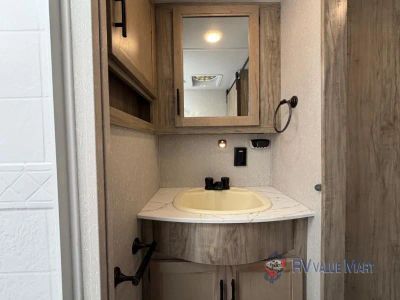 2021 Forest River RV Cherokee Arctic Wolf - Photo 28