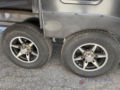 2021 Forest River RV Cherokee Arctic Wolf - Photo 7