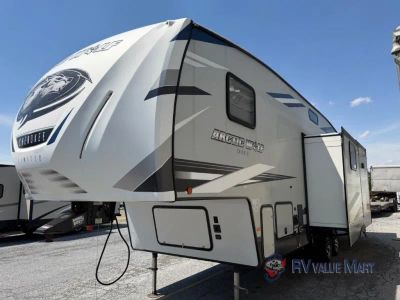 2021 Forest River RV Cherokee Arctic Wolf - Photo 4