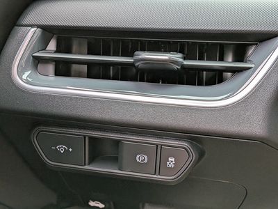 2025 Kia K4 — photo 24 view
