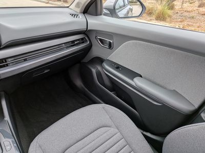 2025 Kia K4 — photo 18 view
