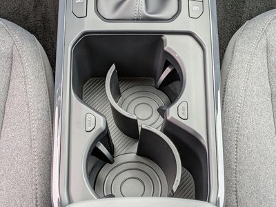 2025 Kia K4 — photo 21 view