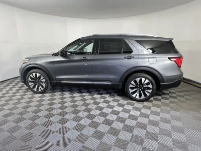2025 Ford Explorer — side profile view