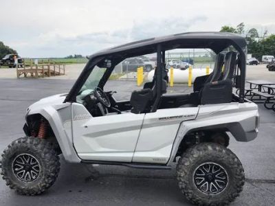 2022 Yamaha WOLVERINE RMAX4 LE — front three-quarter view