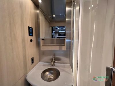 2025 Airstream Atlas — photo 19 view