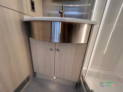 2025 Airstream Atlas — photo 20 view