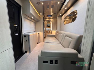 2025 Airstream Atlas — photo 36 view
