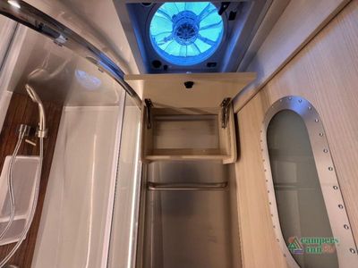 2025 Airstream Atlas — photo 28 view