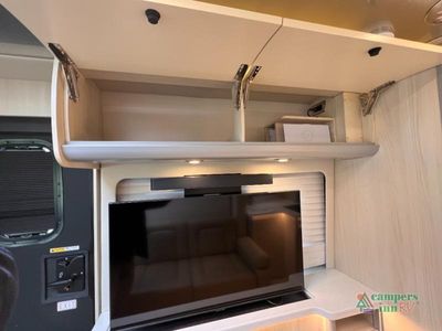 2025 Airstream Atlas — photo 41 view