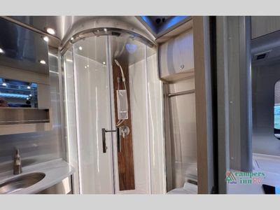 2025 Airstream Atlas — photo 29 view