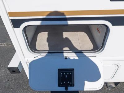 2027 Thor Motor Coach CHATEAU — photo 17 view