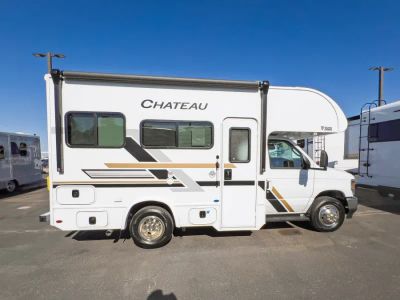 2027 Thor Motor Coach CHATEAU — photo 15 view