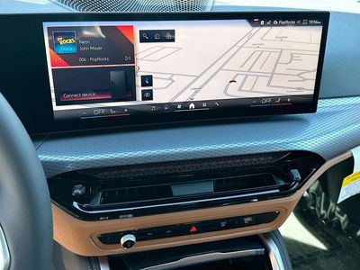 2026 BMW i4 — photo 10 view