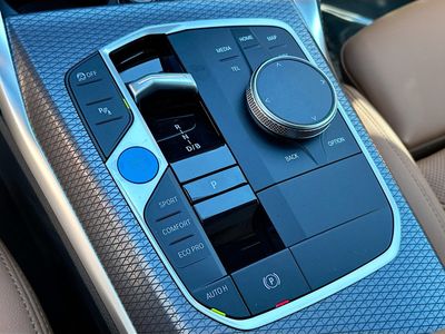 2026 BMW i4 — photo 14 view