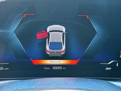 2026 BMW i4 — photo 9 view