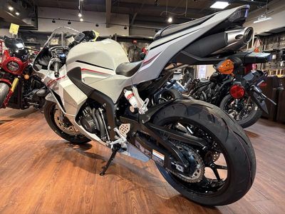 2026 Honda CBR600RR — photo 11 view