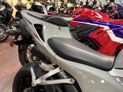 2026 Honda CBR600RR — photo 13 view