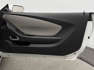 2014 Chevrolet Camaro - Photo 19
