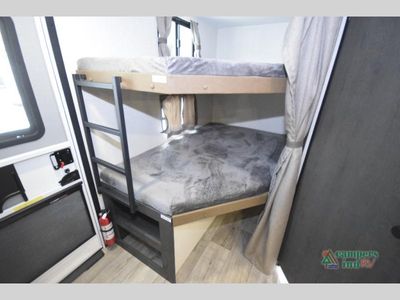 2026 Venture RV Sienna - Photo 31