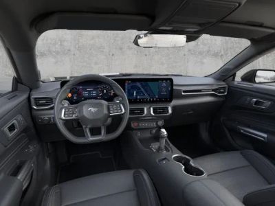 2026 Ford Mustang - Photo 9